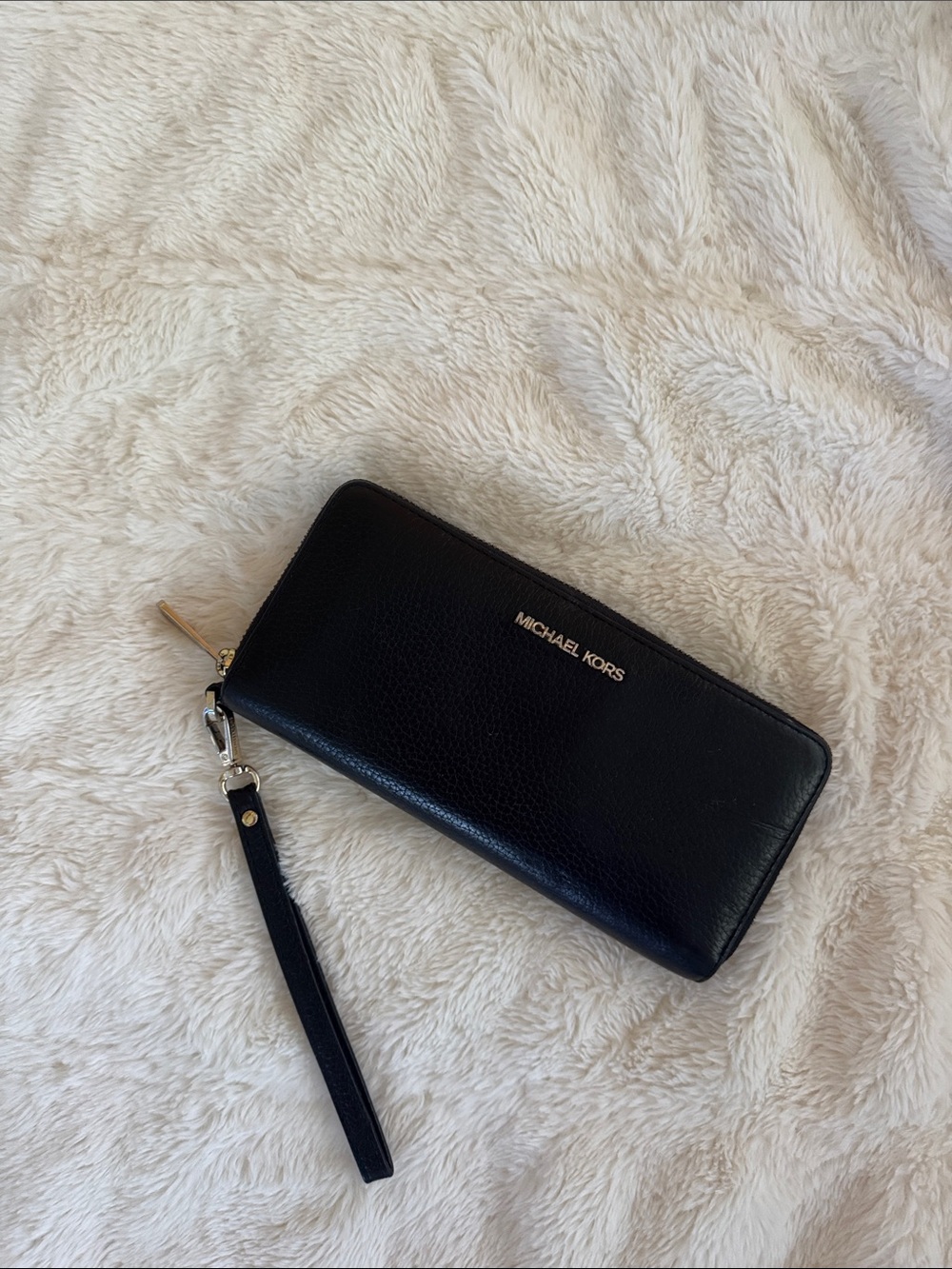 Michael Kors Leather Wristlet Wallet